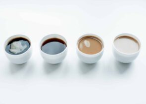 AmericanoVS咖啡:Teste和Caffeine级